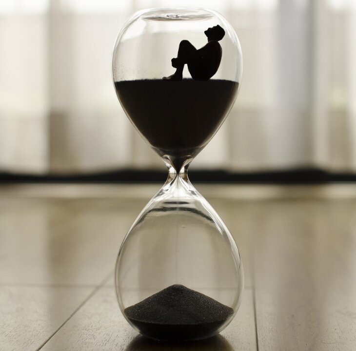 The #1 Thing That Will Kill Your Vibe EVERY TIME - Femme Coach article featured image