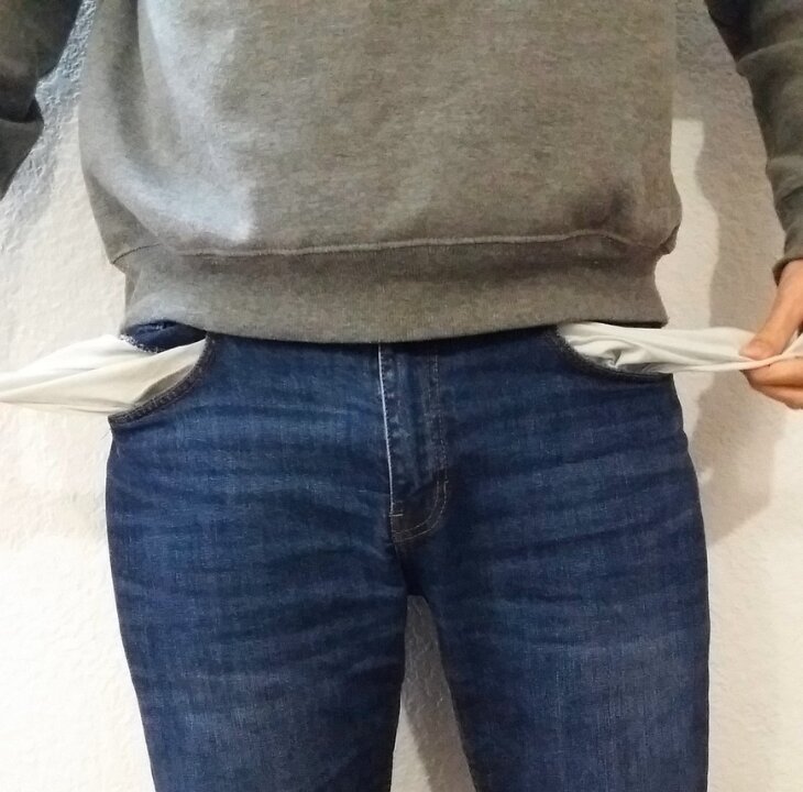 Hitting Rock Bottom and Penniless Was Never My Downfall - Femme Coach article featured image