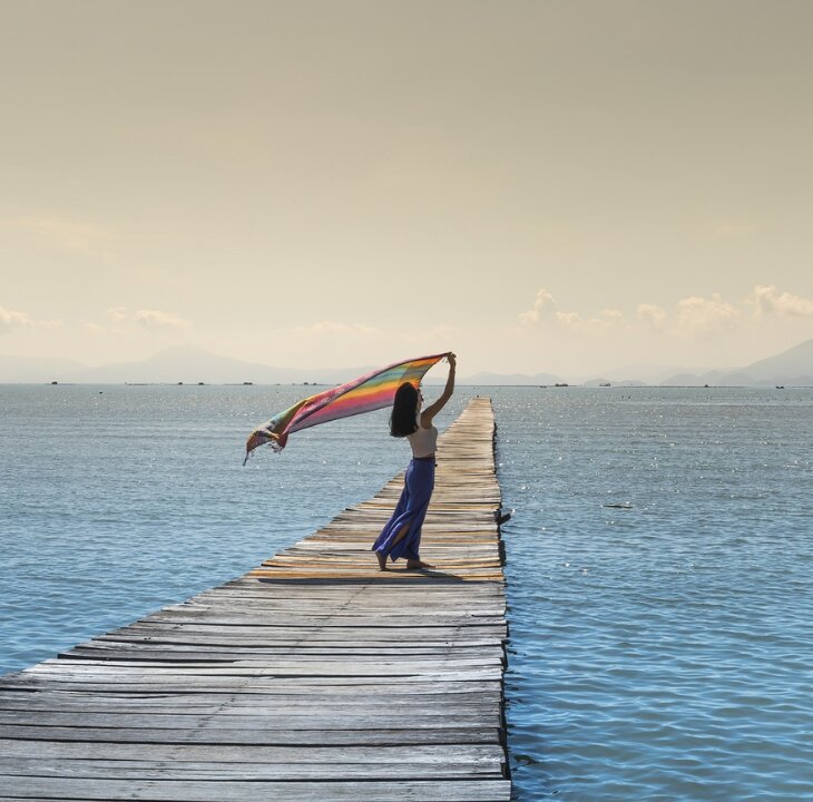 How to Get Through the Holiday like a Goddess - Femme Coach article featured image