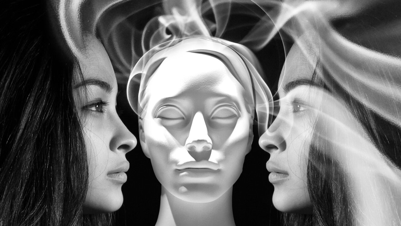 5 Reasons Why Every Woman Needs Soul Sisters - Femme Coach article featured image