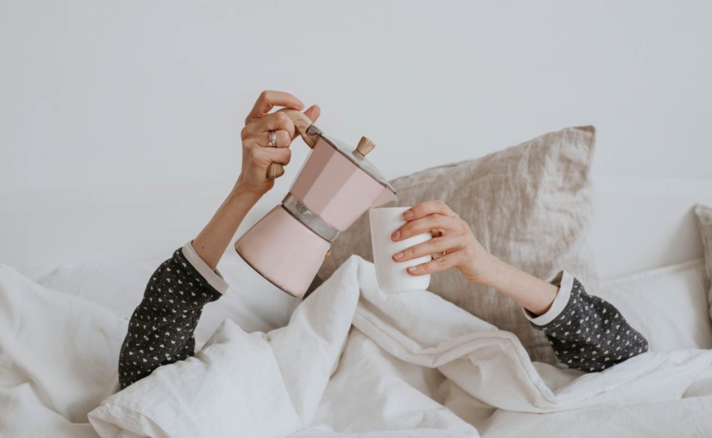 I Was a Hot Mess in Love and Not in a Cute Way - Femme Coach article featured image