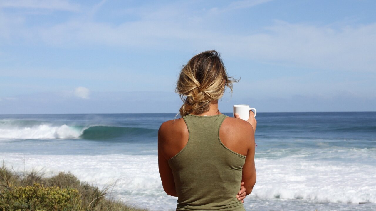 3 Ways to Bounce Back from a Bad Experience - Femme Coach article featured image