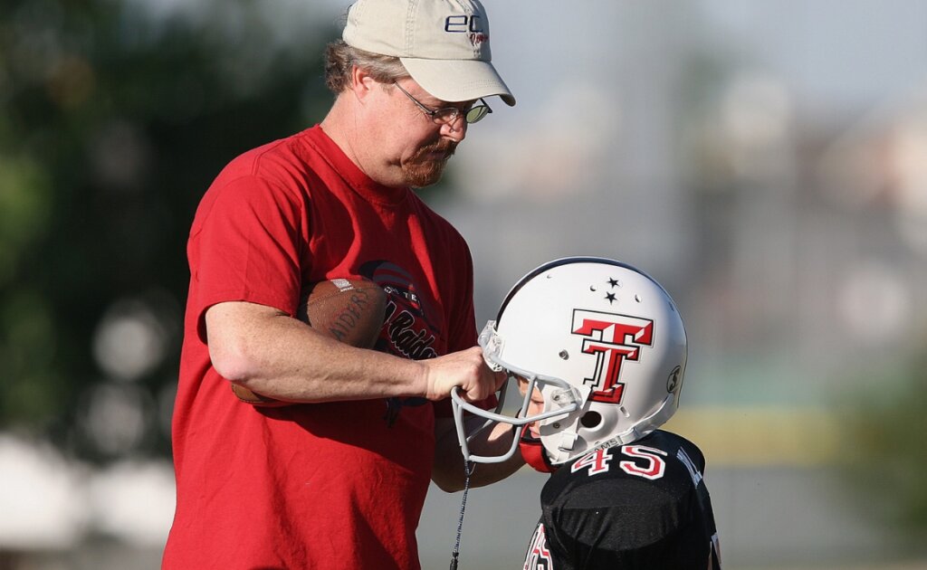 Why Having a Life Coach is Crucial for Adulting - Femme Coach article featured image